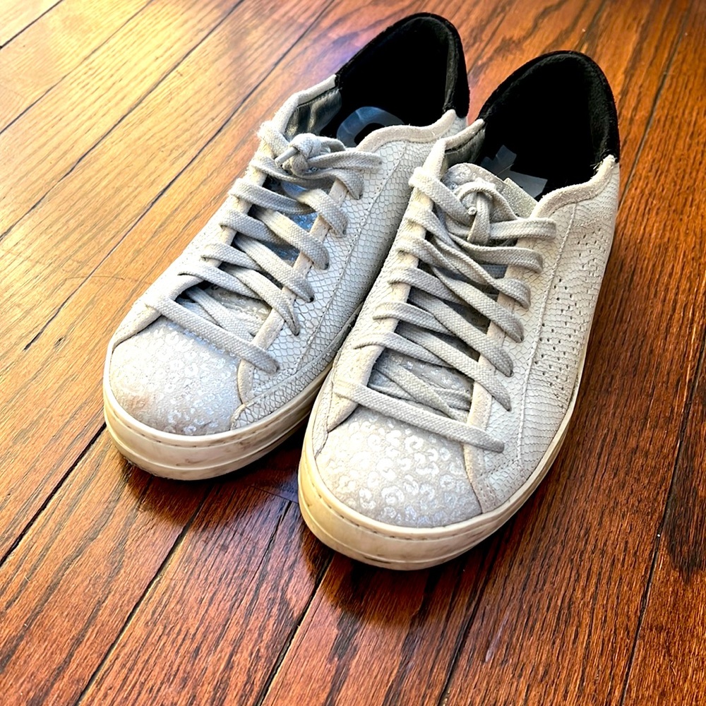 P448 Jonny Sneakers Size 38EU (7.5-8US)